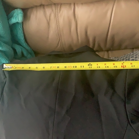 VINTAGE Tan Jay Black Blazer Size 14 100% Polyester - Picture 6 of 7